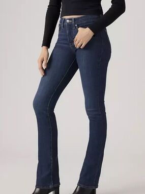 NEW Levi’s 315 Shaping Bootcut Dark Blue Women's Jeans